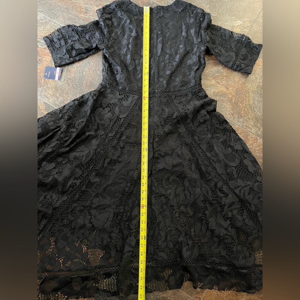 Women’s new Black lace crochet midi A line v neck asymmetrical dress. Size 10 - Picture 15 of 16